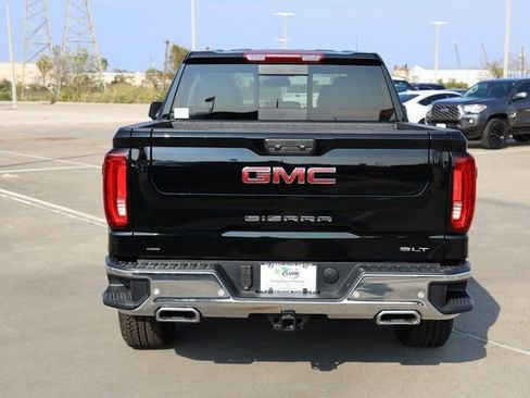 New 2026 GMC Sierra 1500 SLT image 7