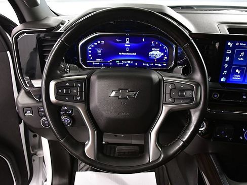 Used 2023 Chevrolet Silverado 1500 RST w/ Z71 Off-Road Package AWD/4WD image 19