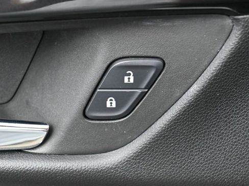 Used 2024 Chevrolet TrailBlazer LT w/ Convenience Package image 14