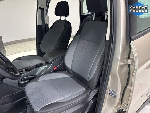 Used 2017 Ford C-MAX SE image 11