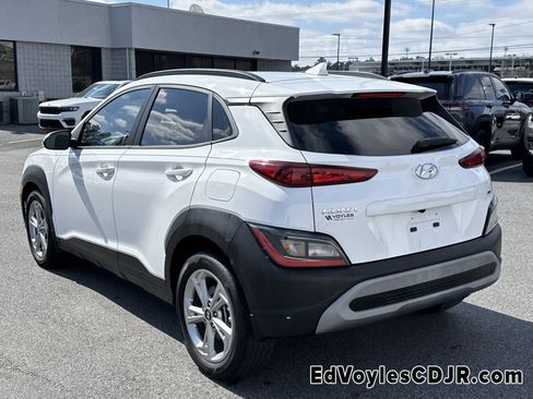Used 2023 Hyundai Kona SEL w/ Convenience Package image 6