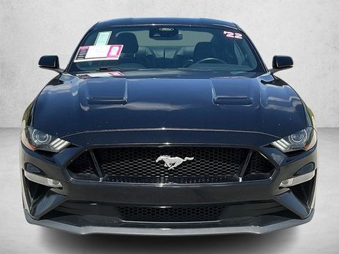 Used 2022 Ford Mustang GT Premium w/ Equipment Group 401A RWD image 3