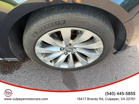 Used 2015 Lincoln MKS FWD image 24