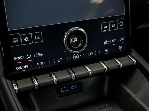 New 2026 GMC Terrain Elevation w/ Elevation Premium Package AWD/4WD image 15