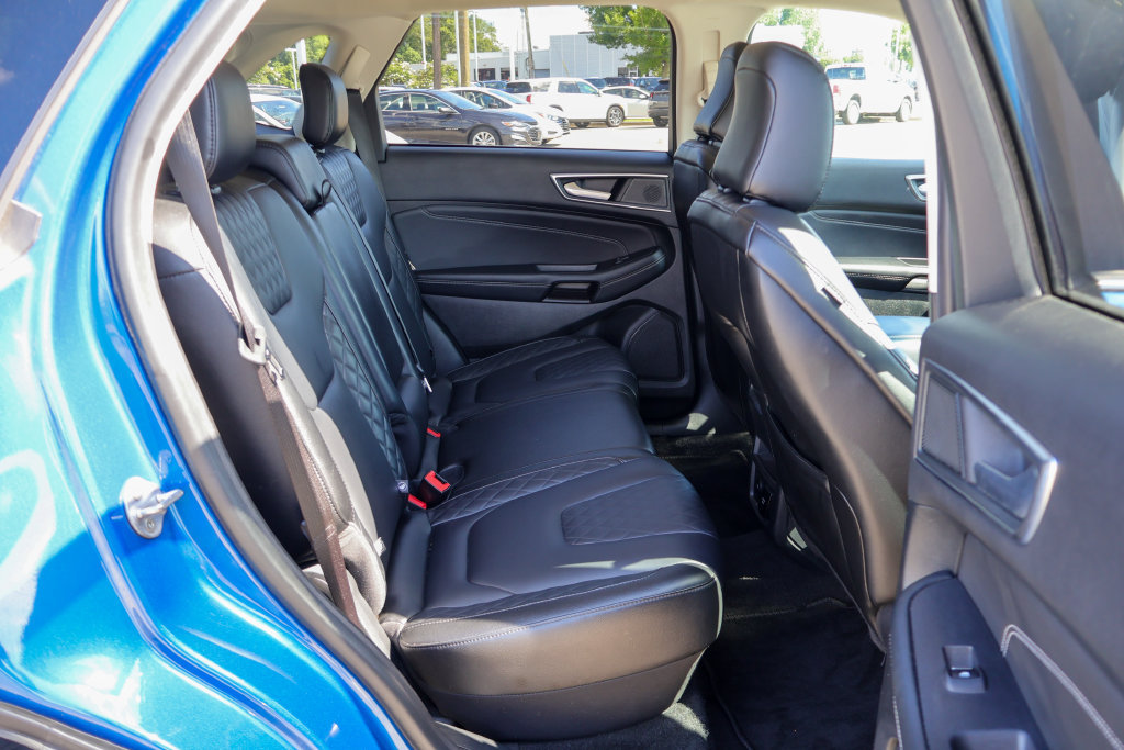 Used 2024 Ford Edge Titanium AWD/4WD image 10