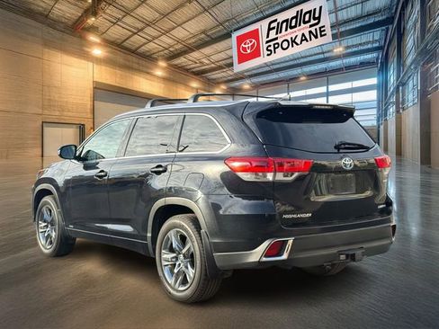 Certified 2019 Toyota Highlander Limited Platinum image 6