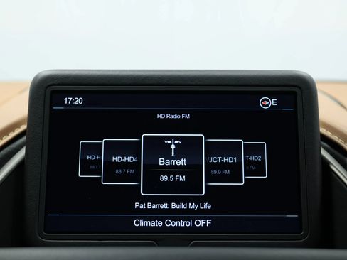 Used 2020 Aston Martin DB11 AMR image 34