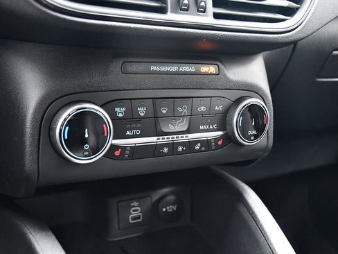 New 2026 Ford Escape ST-Line w/ Cold Weather Package image 29