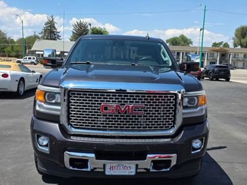 Used 2015 GMC Sierra 3500 Denali AWD/4WD image 2