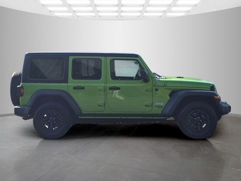 Used 2018 Jeep Wrangler Unlimited Sport image 6