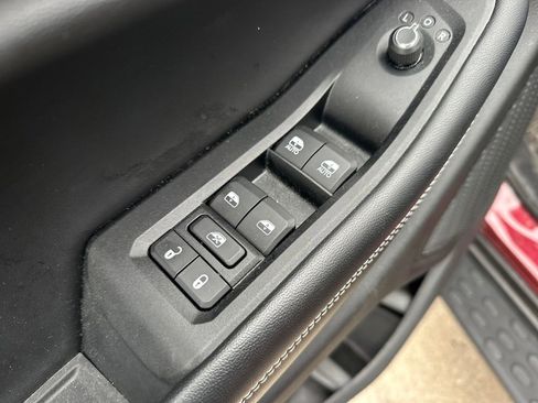 Used 2023 Jeep Grand Cherokee Altitude image 14