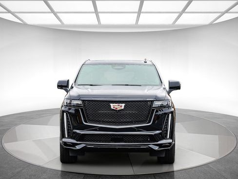 Used 2024 Cadillac Escalade ESV V w/ LPO, Floor Liner Package image 6