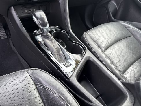 Used 2021 Buick Encore GX Essence w/ Advanced Technology Package image 20