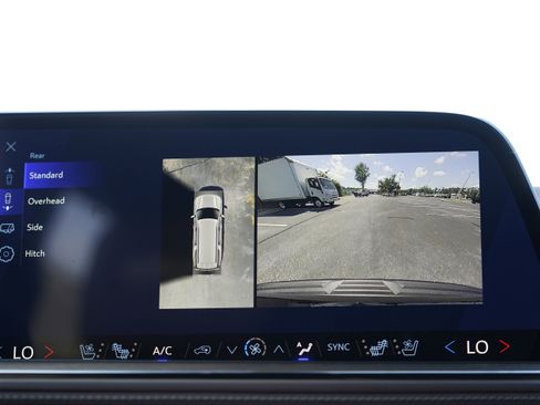 New 2026 Chevrolet Suburban High Country AWD/4WD image 31