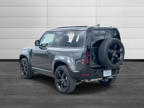 Certified 2024 Land Rover Defender 90 X-Dynamic SE AWD/4WD image 3