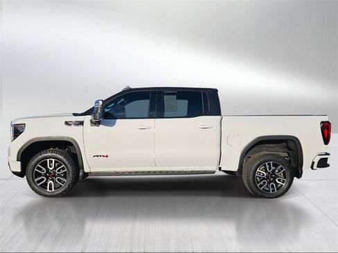Used 2024 GMC Sierra 1500 AT4 w/ Technology Package image 3