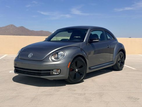 Used 2012 Volkswagen Beetle 2.0T FWD image 3