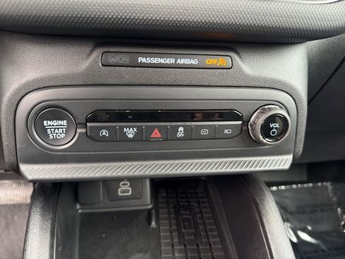 Used 2023 Ford Escape ST-Line image 25