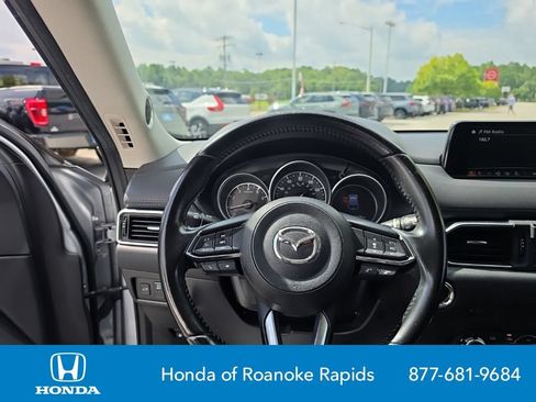 Used 2018 MAZDA CX-5 Touring w/ Preferred Equipment Package FWD image 12