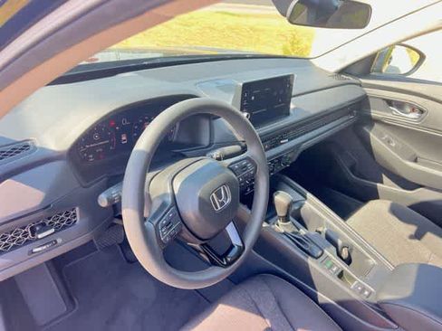 Used 2026 Honda Accord SE image 15