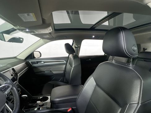 Used 2023 Volkswagen Atlas SE image 21