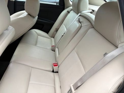 Used 2013 Chevrolet Impala LTZ FWD image 10