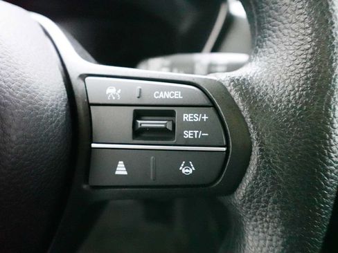 Used 2025 Honda CR-V EX image 18