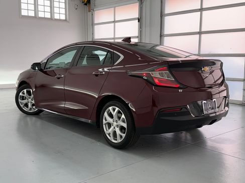 Used 2017 Chevrolet Volt Premier w/ Driver Confidence II Package image 3