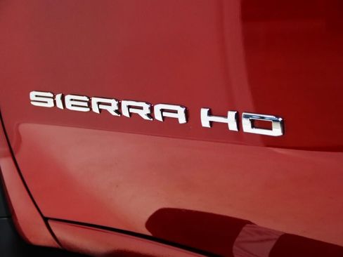 Used 2025 GMC Sierra 3500 SLT w/ SLT Premium Package image 21