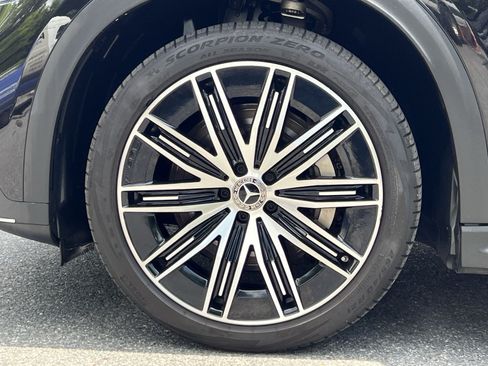 Certified 2023 Mercedes-Benz EQE 350+ 4MATIC SUV w/ AMG Line Exterior Package image 17