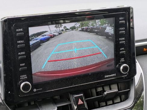 Used 2022 Toyota Corolla LE FWD image 12