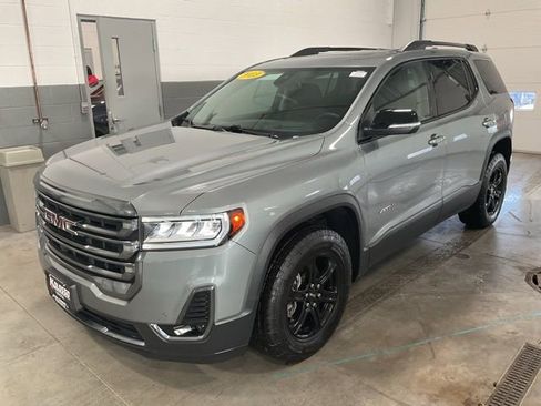 Used 2023 GMC Acadia AT4 w/ Technology Package image 3