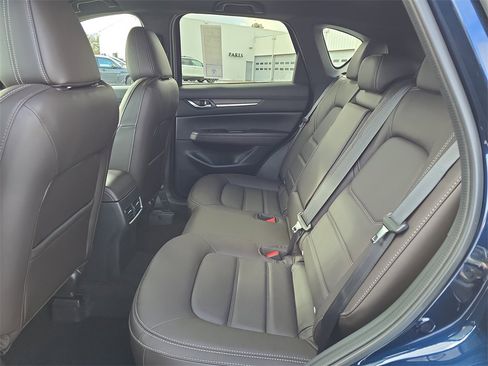 New 2025 MAZDA CX-5 Signature image 13