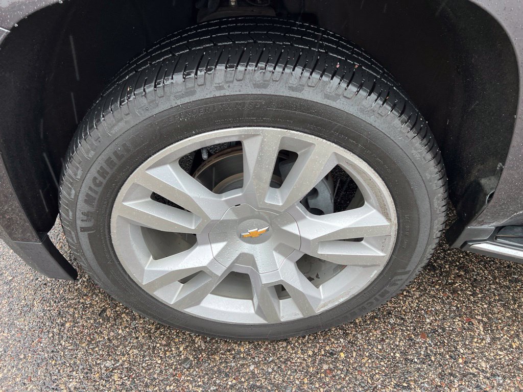 Used 2017 Chevrolet Tahoe Premier AWD/4WD image 18