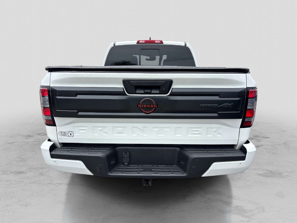 Certified 2025 Nissan Frontier PRO-4X w/ Pro Convenience Package AWD/4WD image 4