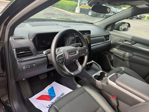 Used 2026 GMC Terrain Elevation w/ Elevation Premium Package AWD/4WD image 10