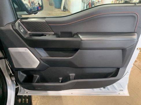 Used 2025 Ford F150 Raptor AWD/4WD image 25