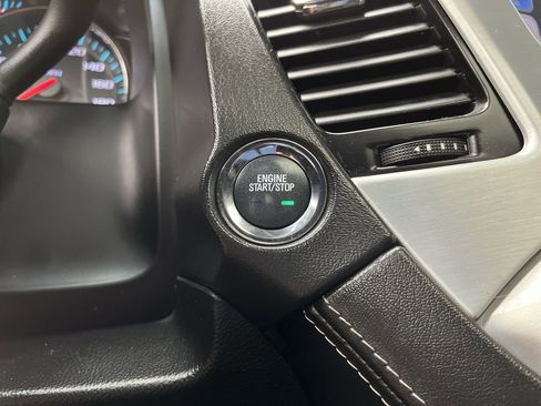 Used 2020 GMC Yukon XL SLT AWD/4WD image 24