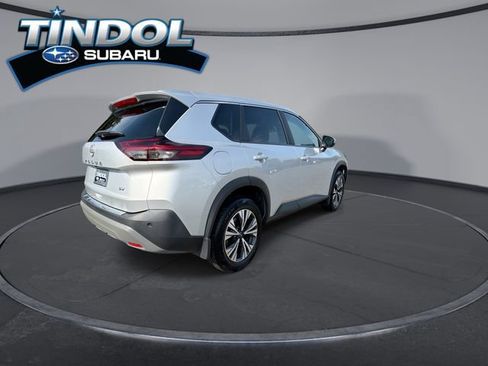 Used 2023 Nissan Rogue SV FWD image 8