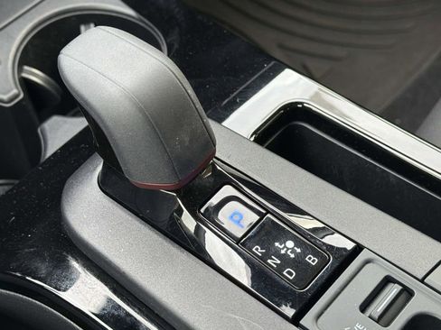 Used 2023 Toyota Prius Prime FWD image 19