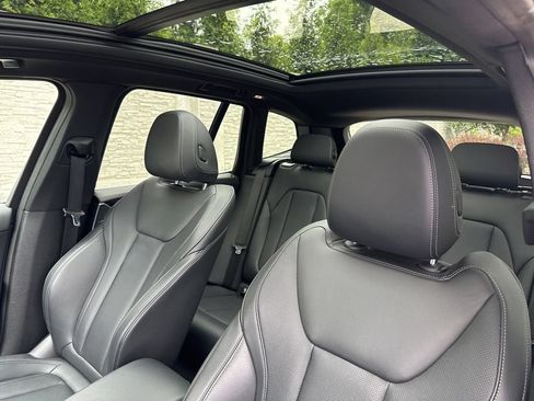 Used 2022 BMW X3 xDrive30i AWD/4WD image 10