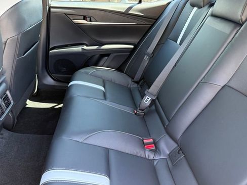 Used 2026 Toyota Camry SE FWD image 27