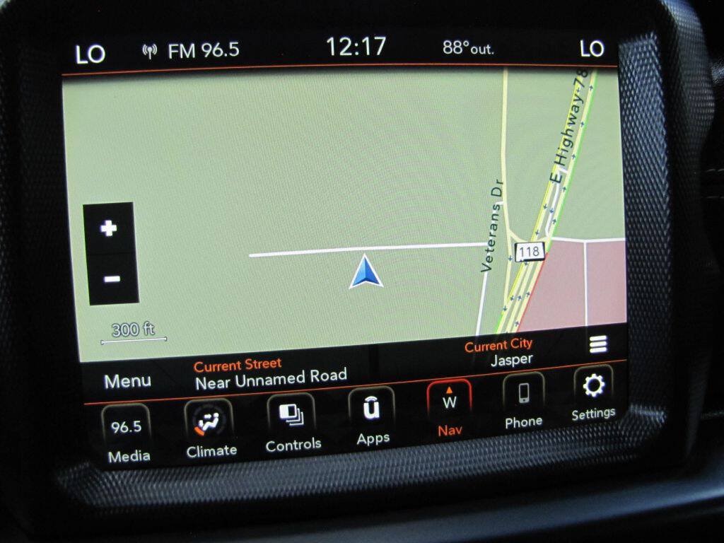 Used 2022 Jeep Wrangler Unlimited Sahara AWD/4WD image 39