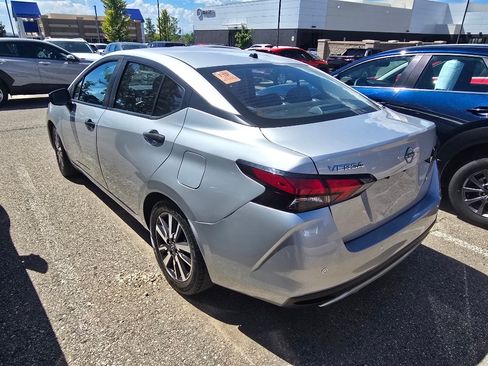 Used 2025 Nissan Versa S w/ S Plus Package FWD image 3