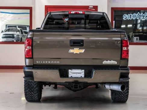 Used 2015 Chevrolet Silverado 2500 High Country w/ Duramax Plus Package image 11