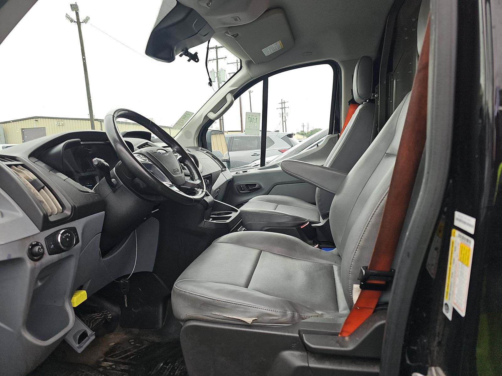 Used 2019 Ford Transit 150 130 Low Roof w/ Exterior Upgrade Package RWD image 21