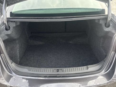 Used 2013 Chevrolet Malibu LT w/ Power Convenience Package image 2