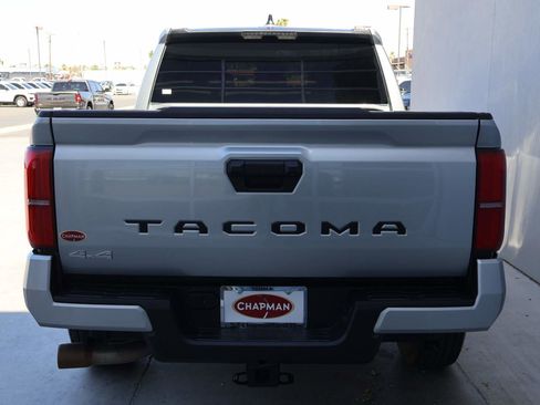 Used 2024 Toyota Tacoma SR5 AWD/4WD image 4