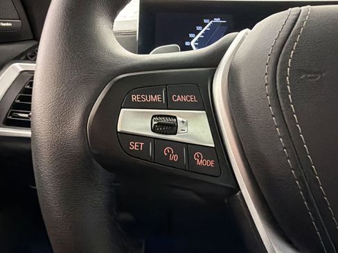 Certified 2024 BMW X5 sDrive40i w/ Premium Package RWD image 16