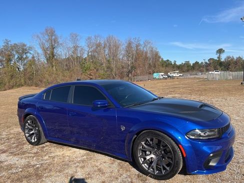Used 2020 Dodge Charger SRT Hellcat w/ Carbon/Suede Interior Package image 8